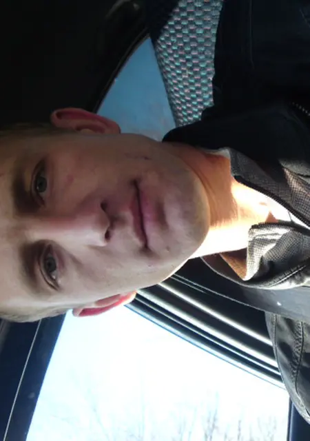 Саша из Поронайска, ищу на сайте знакомства на одну ночь