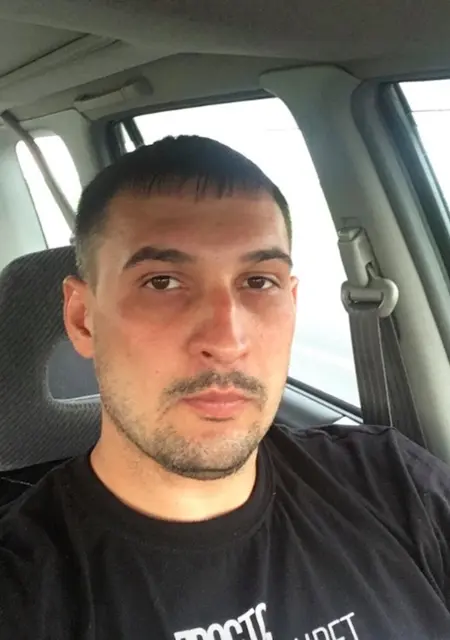 Я Владмир, 39, из Черняховска, ищу знакомство для вирта