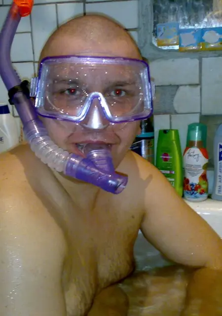 Игорь из Новокузнецка, мне 52, познакомлюсь на одну ночь