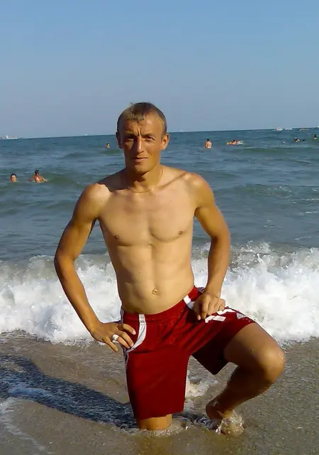 Я Александр, 43, из Кременчуга, ищу знакомство для общения