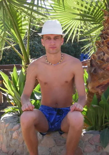 Женя из Нефтеюганска, мне 41, познакомлюсь без обязательств