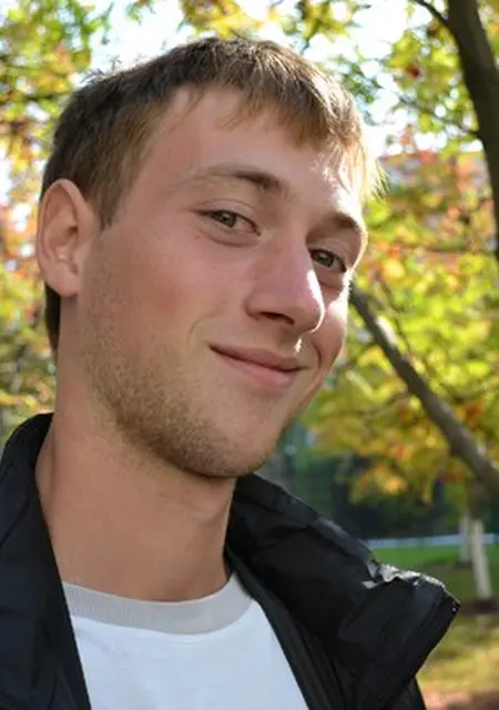 Я Дмитрий, 31, из Старого Оскола, ищу знакомства без обязательств