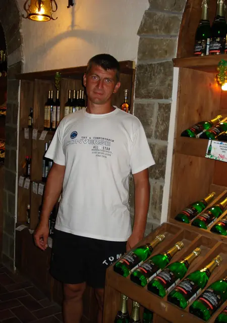 Я Олег, 54, из Мирного, ищу знакомство для дружбы