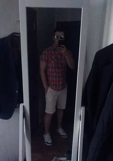 Я Дмитрий, 34, знакомлюсь на одну ночь в Клине