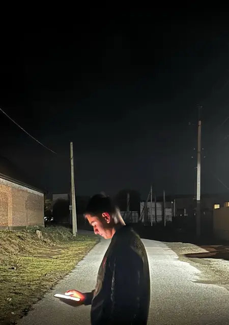 Салман из Сочи, мне 20, познакомлюсь на одну ночь