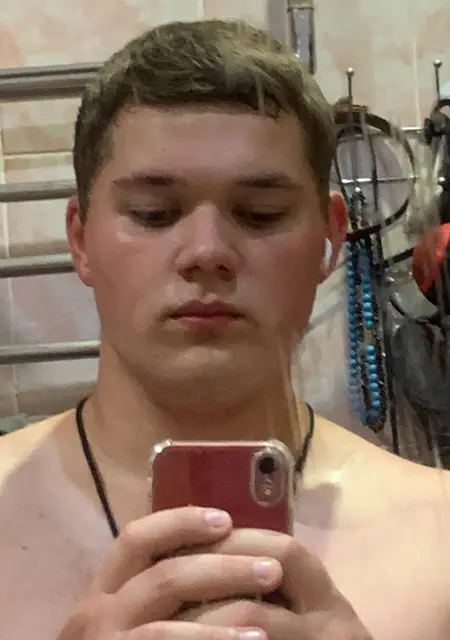 Фёдор из Солнечногорска, мне 20, познакомлюсь для дружбы