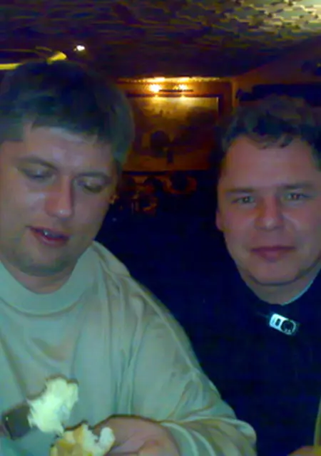 Роман из Колпина, мне 45, познакомлюсь без обязательств