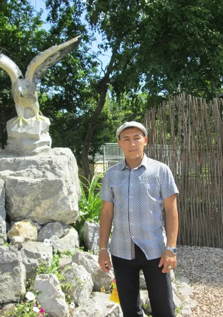 Ринат из Бийска, мне 46, познакомлюсь для постоянных отношений