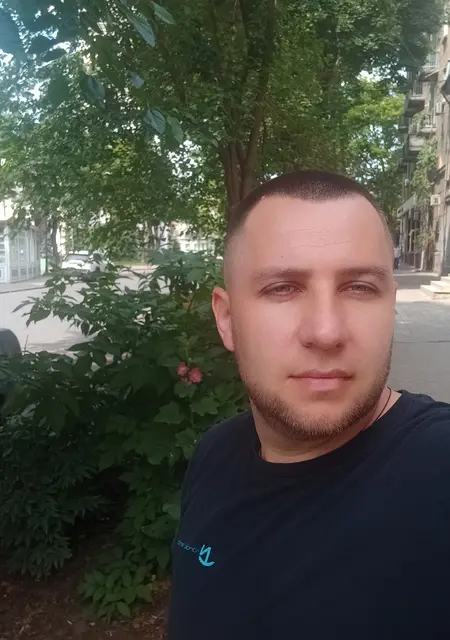 Сергей из Запорожья, ищу на сайте знакомства на одну ночь