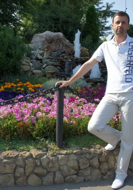 Я Александр, 56, знакомлюсь для постоянных отношений в Кишинёве