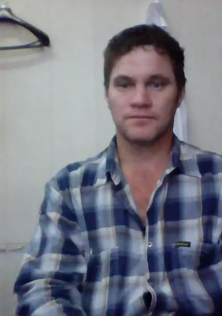 Я Александр, 50, из Арсеньева, ищу знакомства на одну ночь