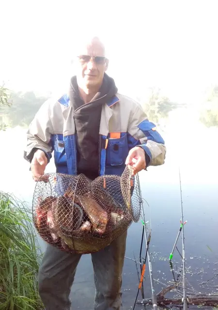 Я Сергей, 47, из Людинова, ищу знакомства без обязательств