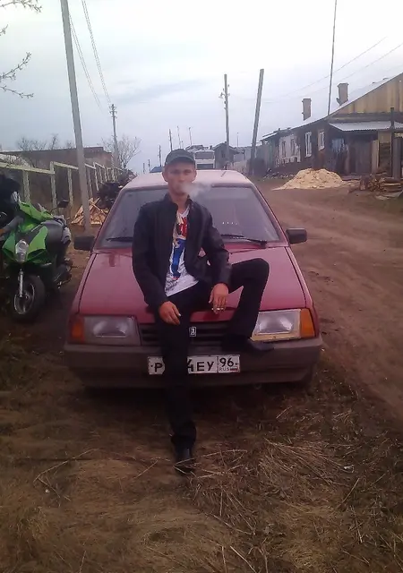 Илья из Первоуральска, ищу на сайте знакомства на одну ночь