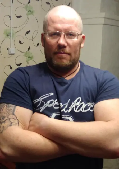 Я Александр, 47, из Серпухова, ищу знакомства без обязательств