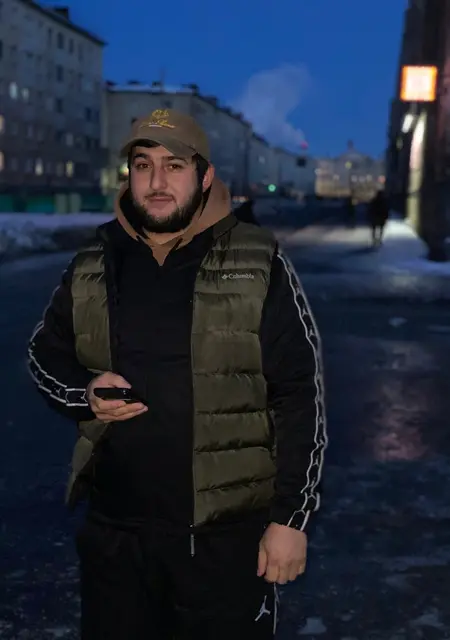 Рауль из Норильска, мне 32, познакомлюсь для приятного времяпровождения