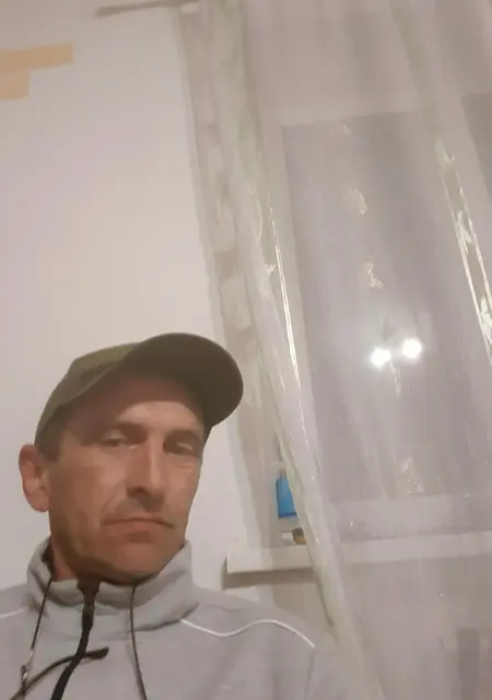 Игорь из Охи, ищу на сайте знакомства без обязательств