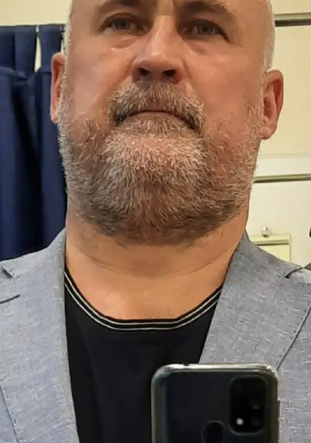 Я Сергей, 48, из Пскова, ищу знакомства без обязательств