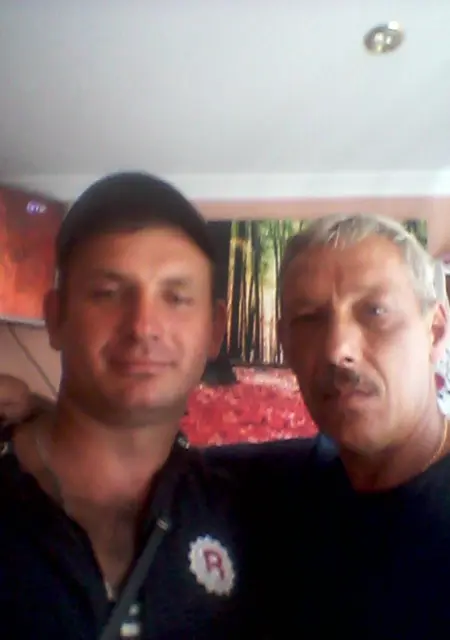 Геннадий из Немана, мне 33, познакомлюсь на одну ночь