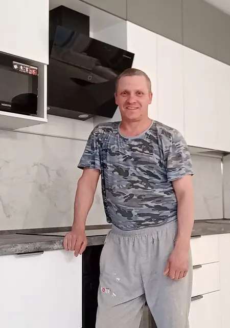 Вова из Сыктывкара, ищу на сайте знакомства на одну ночь