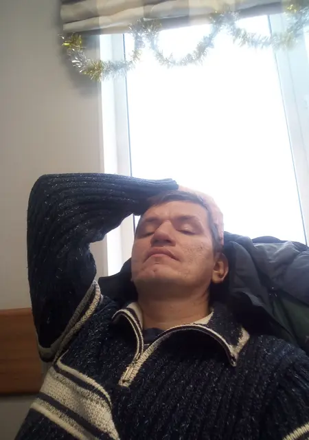 Я Роня, 48, знакомлюсь без обязательств в Азнакаеве