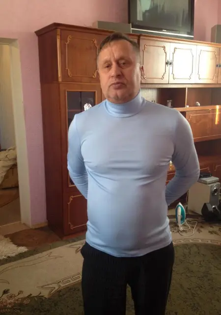 Я Эдик, 50, из Ессентуков, ищу знакомства без обязательств