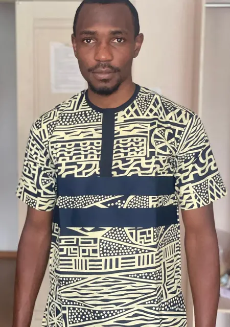 Франк из Томска, мне 27, познакомлюсь для открытые отношения