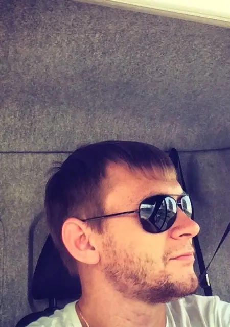 Я Димон, 39, знакомлюсь без обязательств в Новороссийске