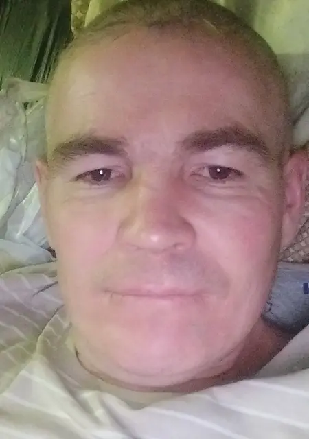 Виталий из Йошкар-Олы, ищу на сайте знакомства без обязательств