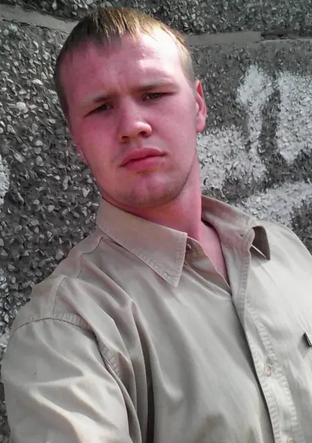 Я Виталий, 30, из Череповца, ищу знакомство для приятного времяпровождения