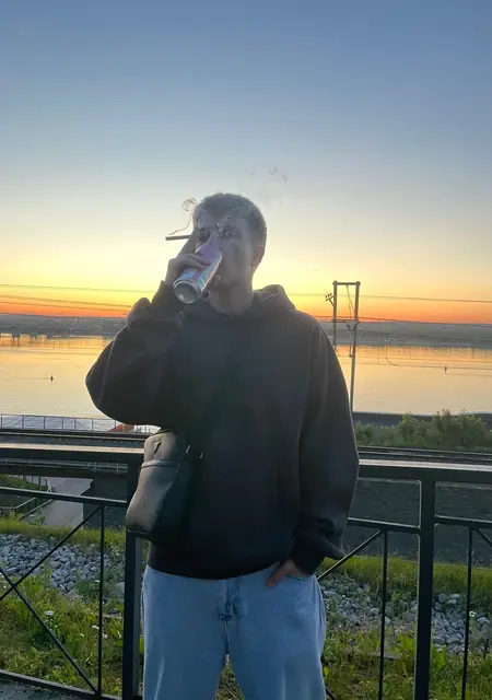 Виталий из Перми, мне 19, познакомлюсь для постоянных отношений