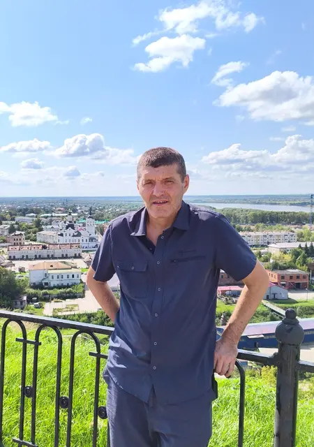 Евгений из Екатеринбурга, мне 45, познакомлюсь на одну ночь