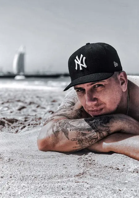 Edd из Химок, ищу на сайте знакомства без обязательств