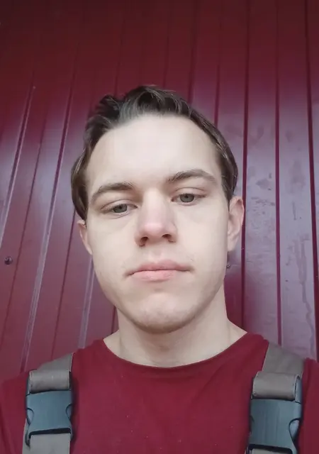 Роман из Кирова, ищу на сайте знакомства на одну ночь