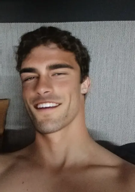 Артем из Анапы, ищу на сайте знакомства на одну ночь