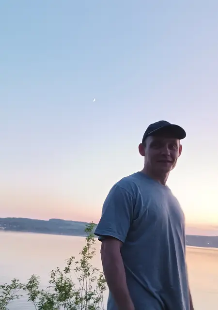 Я Андрей, 44, из Перми, ищу знакомство для открытые отношения