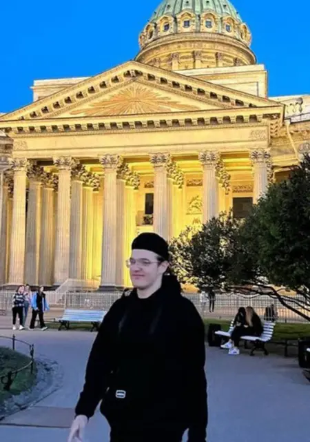 Я Nikita, 20, знакомлюсь для открытые отношения в Петрозаводске