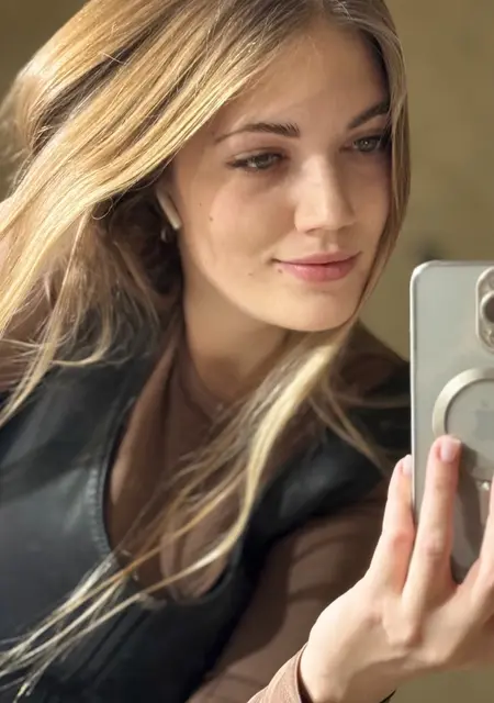 Полина из Тольятти, ищу на сайте постоянные отношения