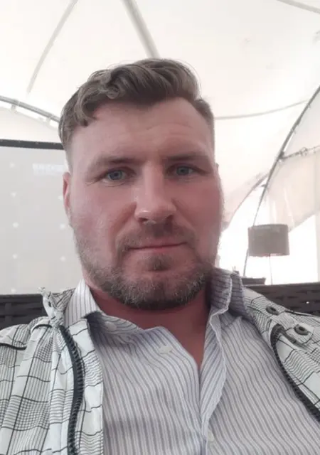 Я Антон, 38, из Перми, ищу знакомство для открытые отношения