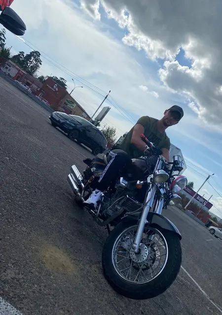 Я Роман, 28, из Улан-Удэ, ищу знакомство для постоянных отношений