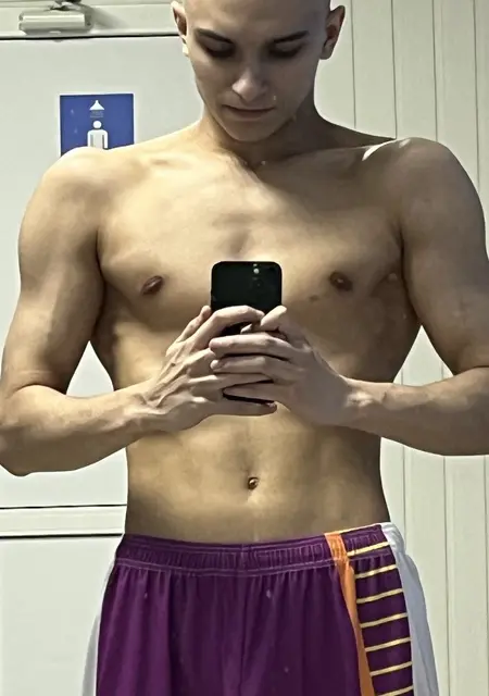 Вячеслав из Саратова, мне 21, познакомлюсь на одну ночь