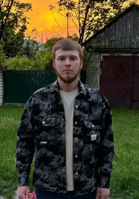 Я Руслан, 20, из Новороссийска, ищу знакомство для вирта