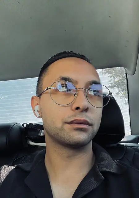 Кирилл из Симферополя, ищу на сайте знакомства на одну ночь