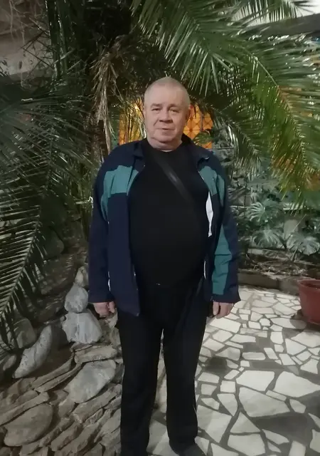 Я Андрей, 62, знакомлюсь без обязательств в Казани