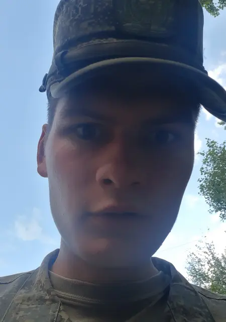 Денис из Нижнего Новгорода, мне 21, познакомлюсь для приятного времяпровождения