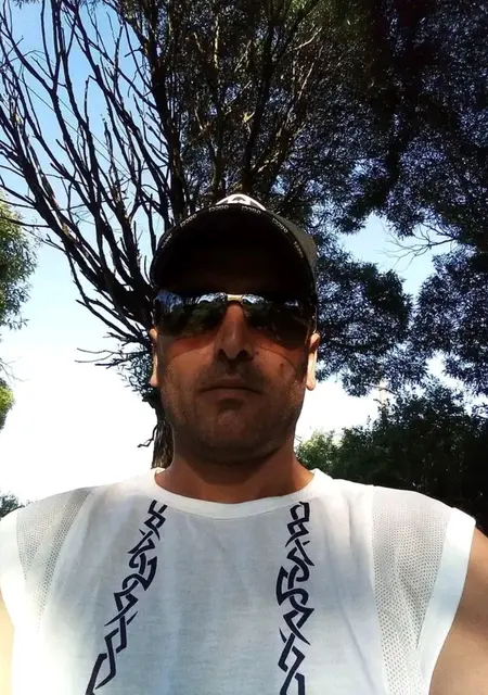 Вард из Санкт-Петербурга, ищу на сайте знакомства на одну ночь