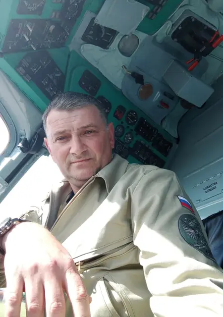 Я Александр, 54, знакомлюсь на одну ночь в Санкт-Петербурге