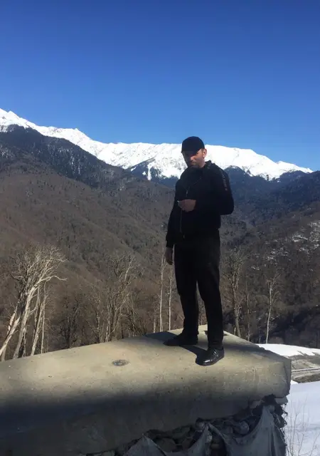 Я Роман, 39, из Сочи, ищу знакомства без обязательств