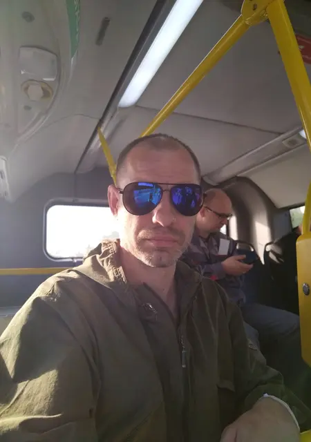 Я Евгений, 40, из Белгорода, ищу знакомства на одну ночь