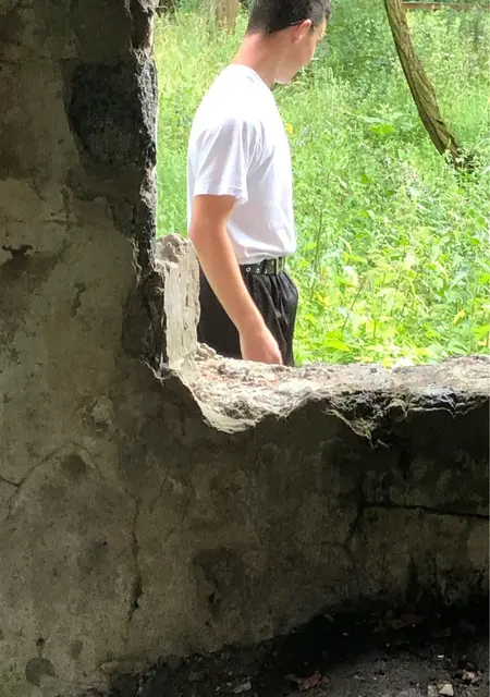 Я Кирилл, 18, из Белгорода, ищу знакомства на одну ночь