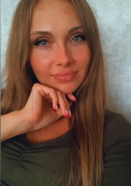 Ольга из Рязани, мне 32, познакомлюсь на одну ночь